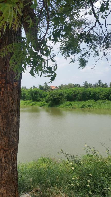 Sunhill Lake Tourist Rest Hotel Anuradhapura Bagian luar foto